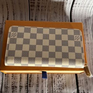 AUTHENTIC Louis Vuitton zippy wallet rose ballerine NEW